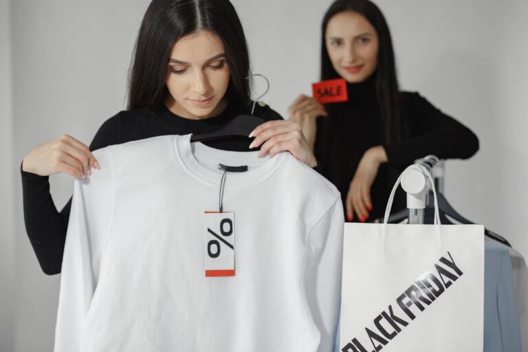 How to Score Deals on Black Friday
